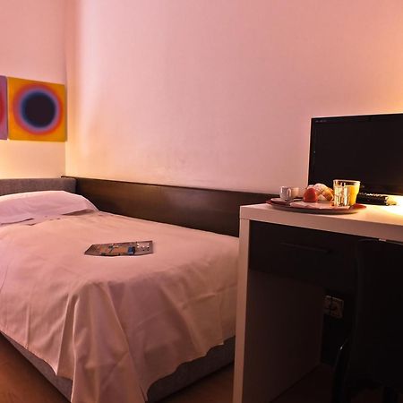 Hotel Garni Centro Chiasso Dış mekan fotoğraf