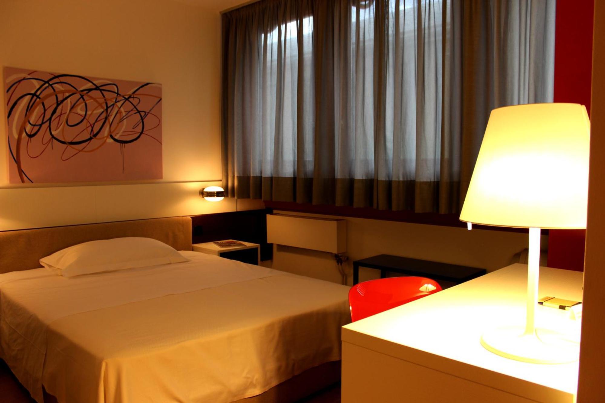 Hotel Garni Centro Chiasso Dış mekan fotoğraf