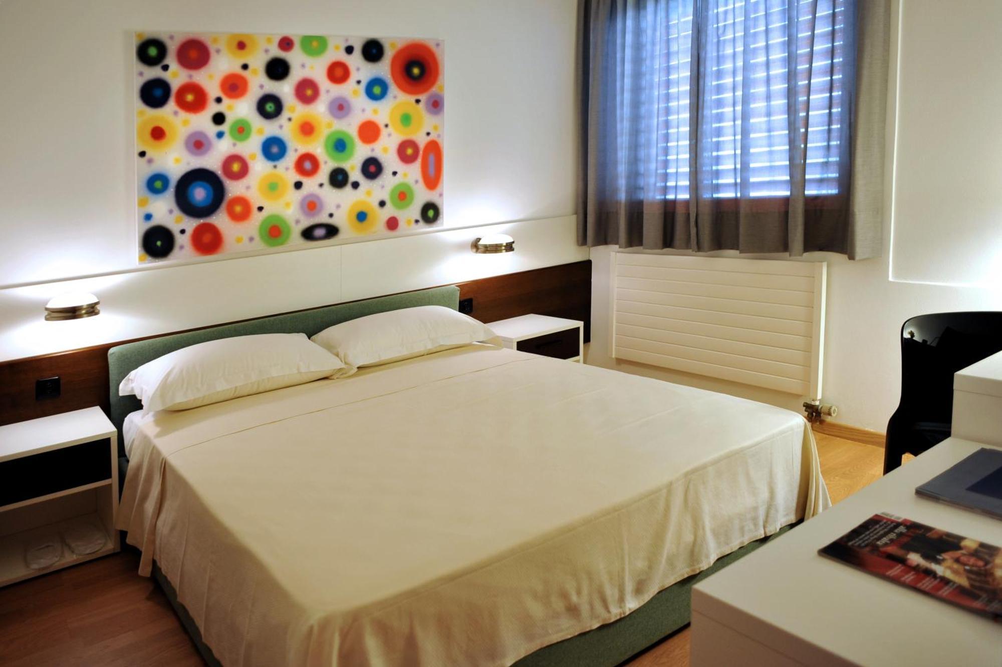 Hotel Garni Centro Chiasso Oda fotoğraf
